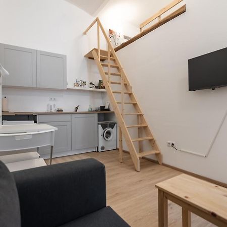 Klein, Aber Fein In Zentraler Ruhelage Apartment Wina Bagian luar foto