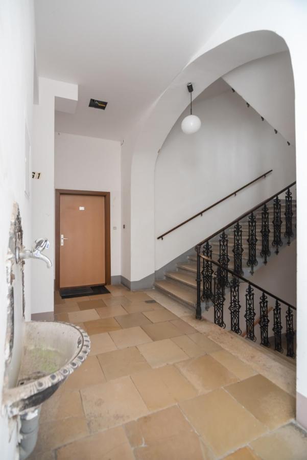 Klein, Aber Fein In Zentraler Ruhelage Apartment Wina Bagian luar foto
